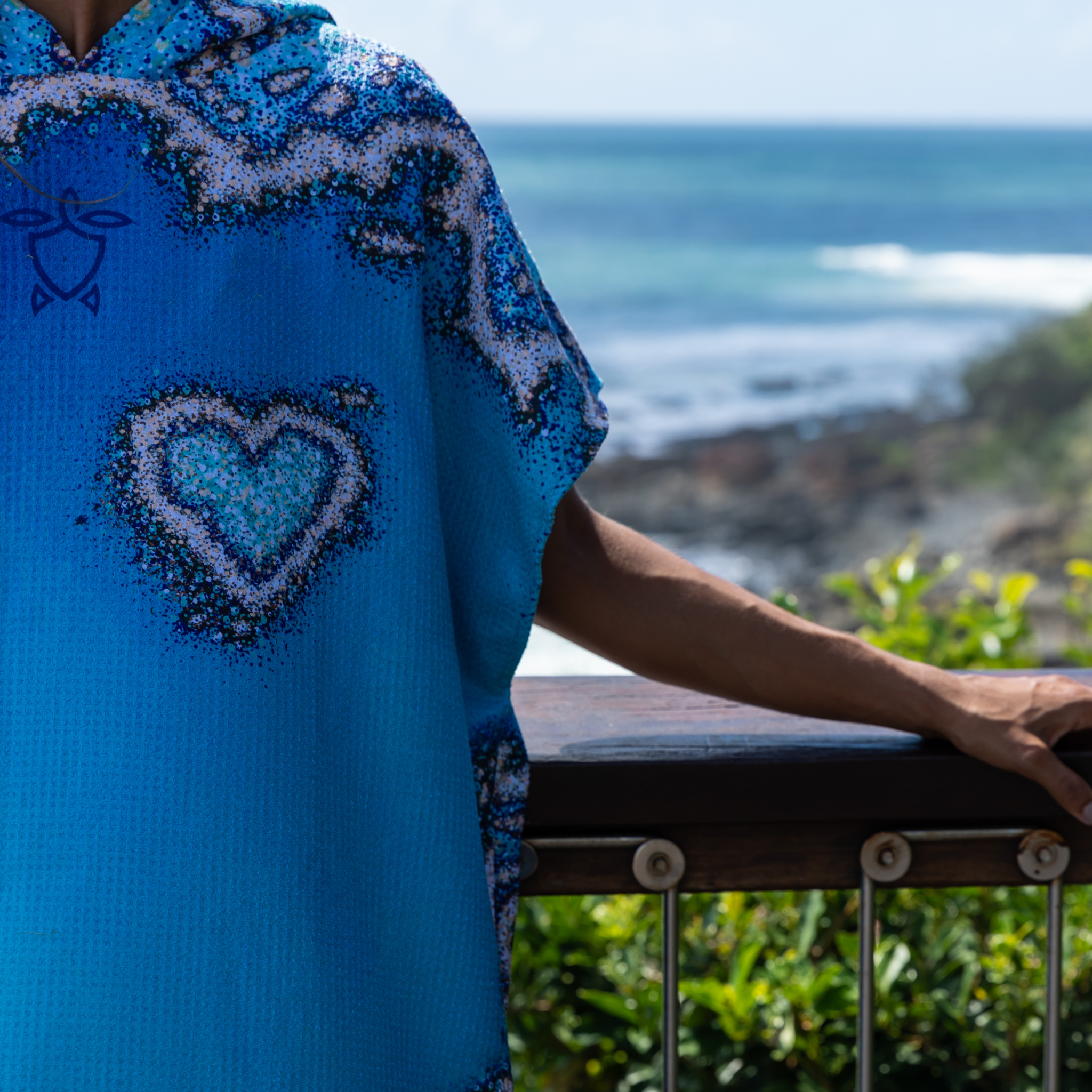 Changing Poncho Towel - Reef Love