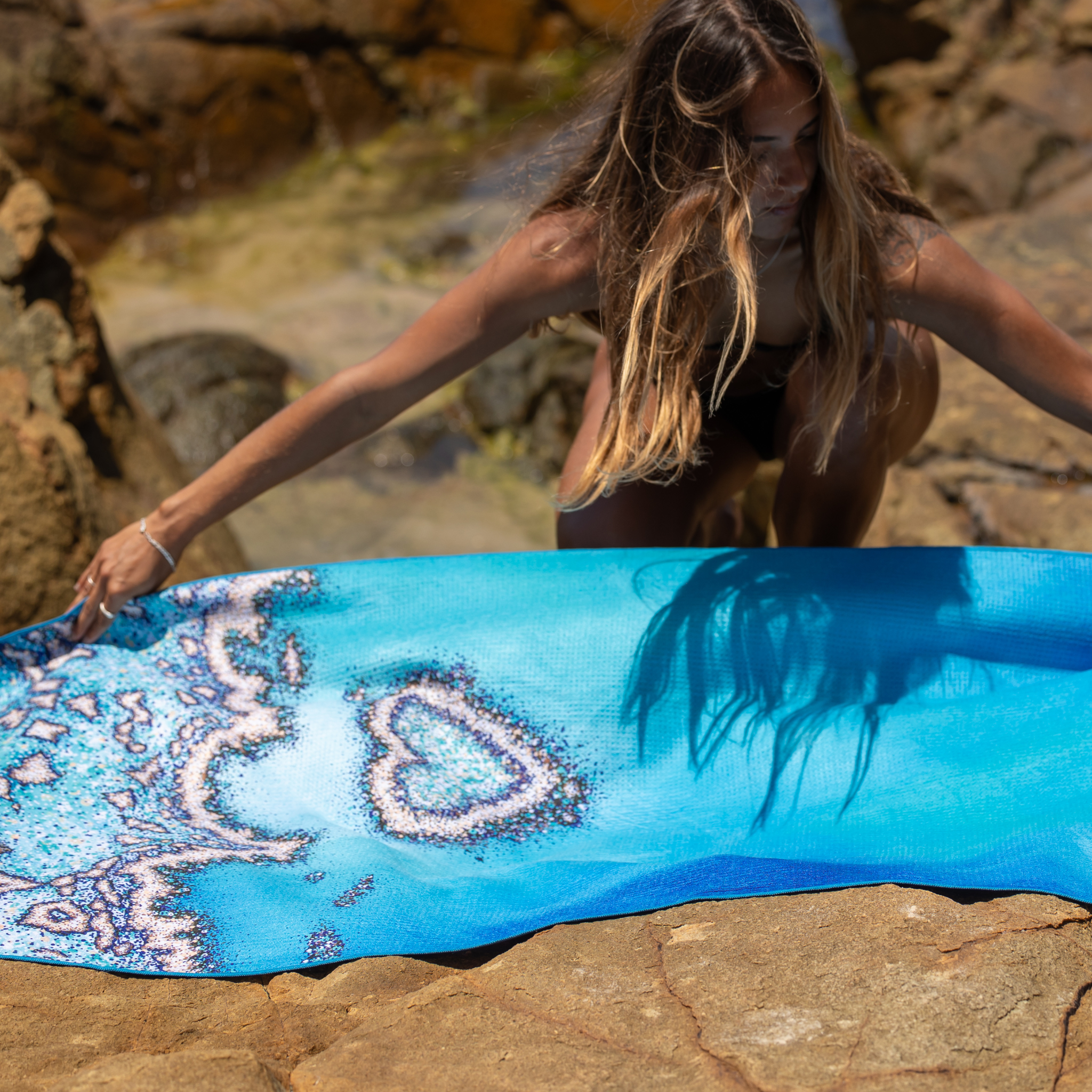 Sand-Free Beach Towel - Reef Love